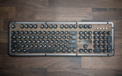 Azio Retro Classic Keyboard